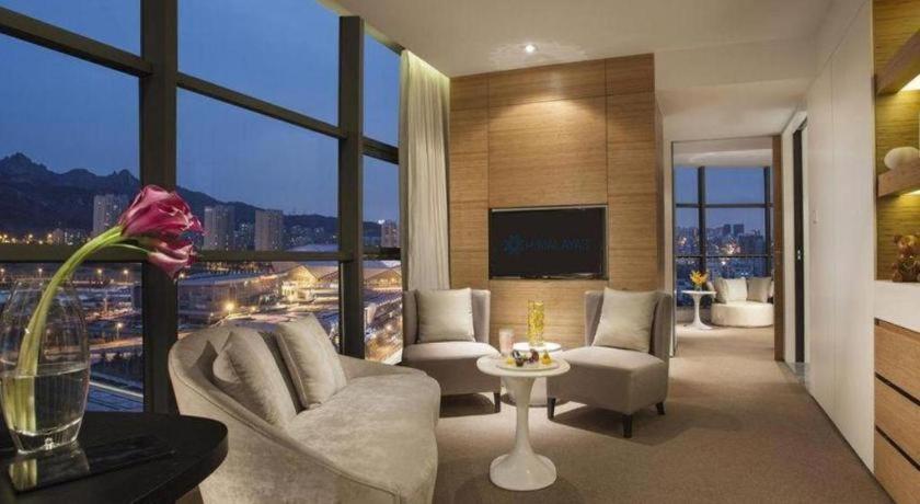 Himalayas Qingdao Hotel Exterior foto